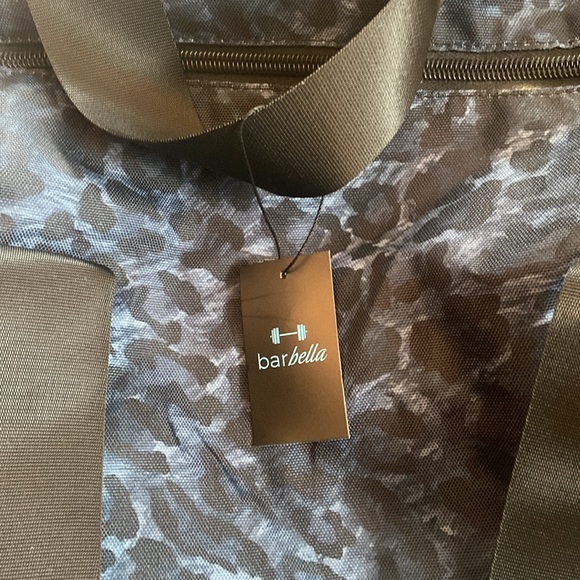 Barbella barrel duffel bag new tags - Picture 6 of 8